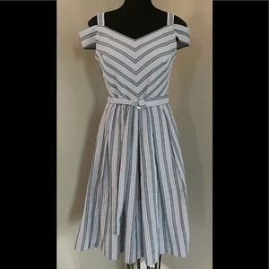 Seersucker midi-dress, Black House White Market